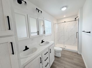 23741 W Lakepoint Dr #149, Channahon, IL 60410