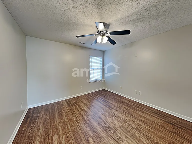 8836 Laurel Run Dr — Photo 14