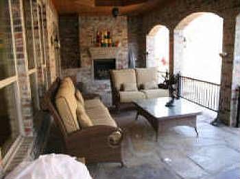 3rd image of 1613 Buckingham Dr