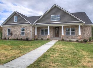 145 Cross Creek Dr, Paris, KY 40361