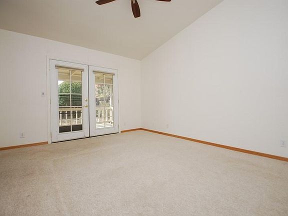 3rd image of 3202 Williston Way