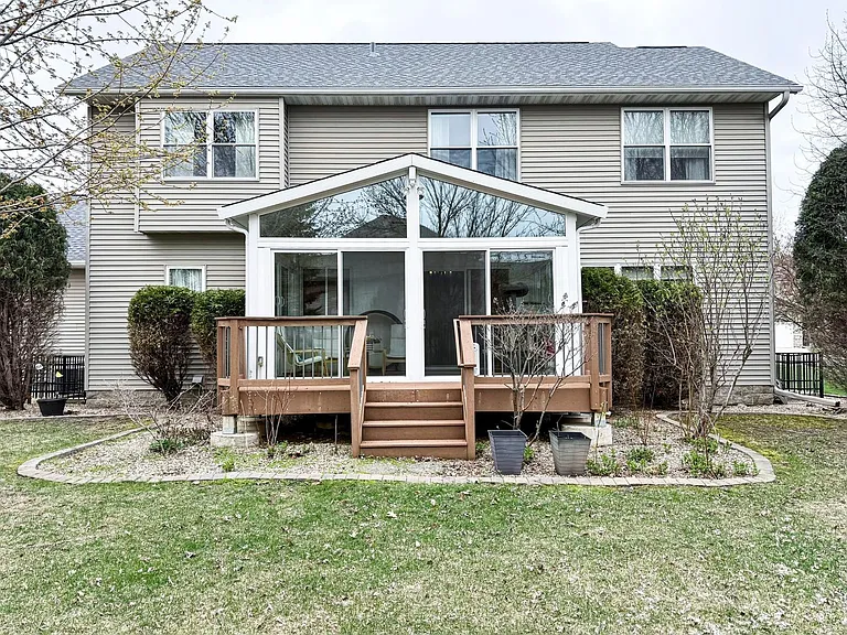 3655 Stone Point Dr NE — Photo 23