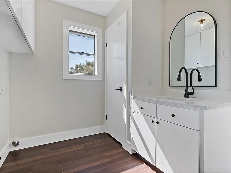 3705 Old Oaks Dr — Photo 29