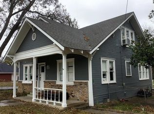 406 N Madison St, Kaufman, TX 75142