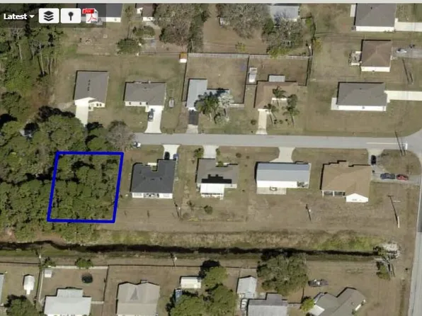 1262 SE Waffle St Street SE, Palm Bay, FL 32909