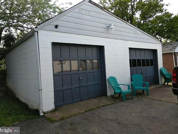 5th image of 1559 48th St