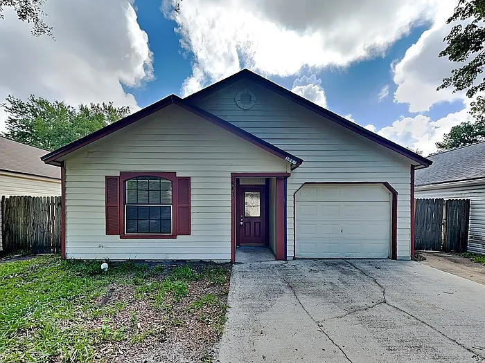 1883 Mackenzie Ct S — Photo 1
