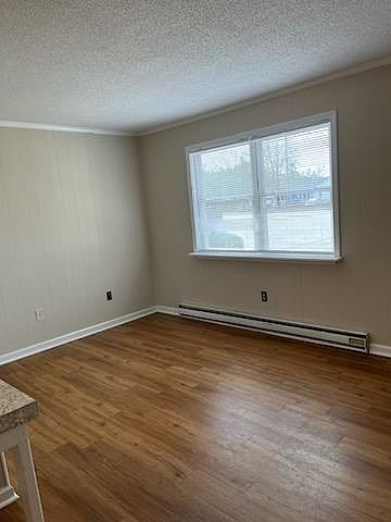 2nd image of 1124 Williford St #Q