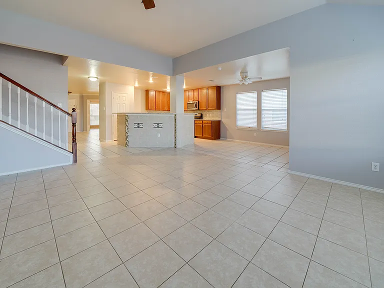 506 Hickory Ln — Photo 14