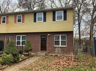 2931 Ithaca St, Allentown, PA 18103