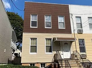 7033 72nd St, Ridgewood, NY 11385