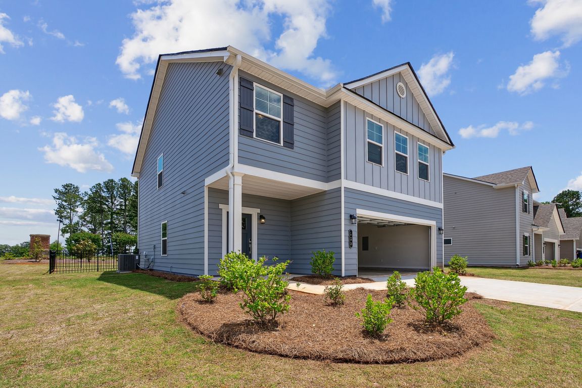 Alma Farms - 300 Peachtree Rd Hoschton GA | Zillow