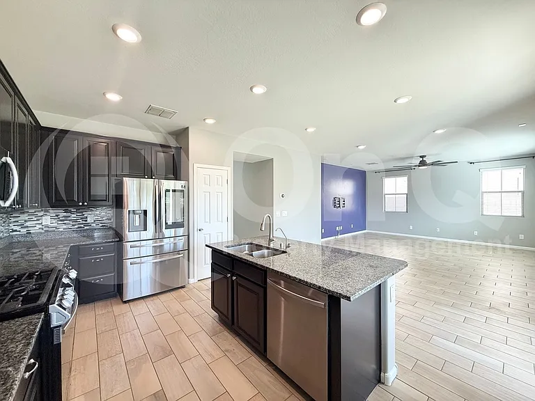 3231 S Santa Rita Way — Photo 5