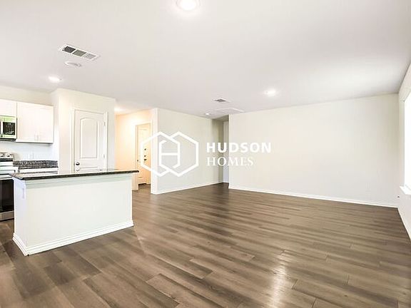 3rd image of 5108 Kilpatrick Ave