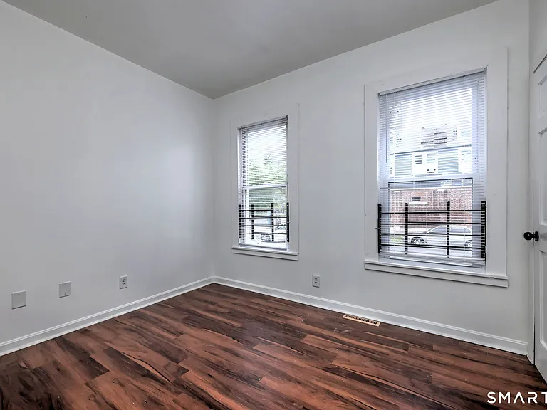 483 Ferry St #1 — Photo 26