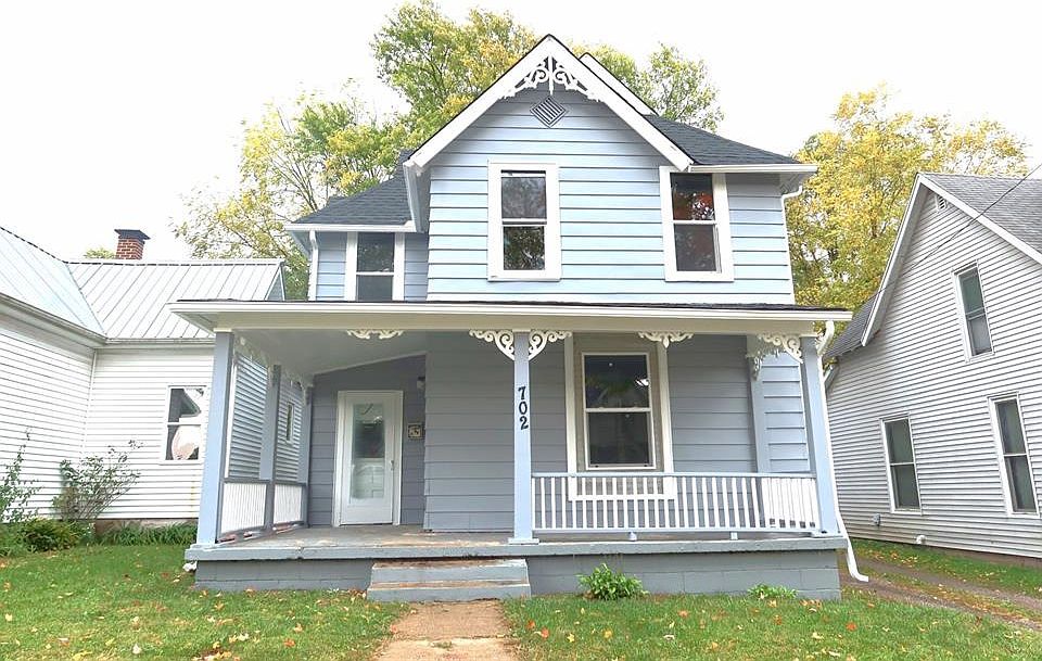 1st image of 702 S Green St