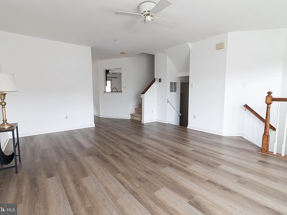 3rd image of 2212 Cantley Dr