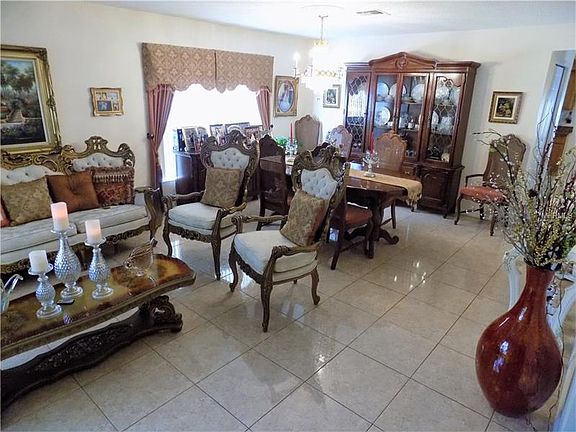 3rd image of 12918 Fair Meadows Ct
