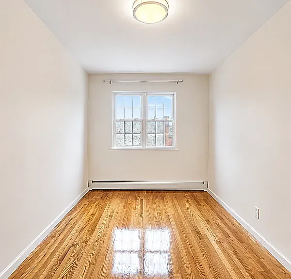 24-43 41st St #3 — Photo 9