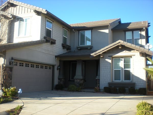 1st image of 685 W Montecito Ave