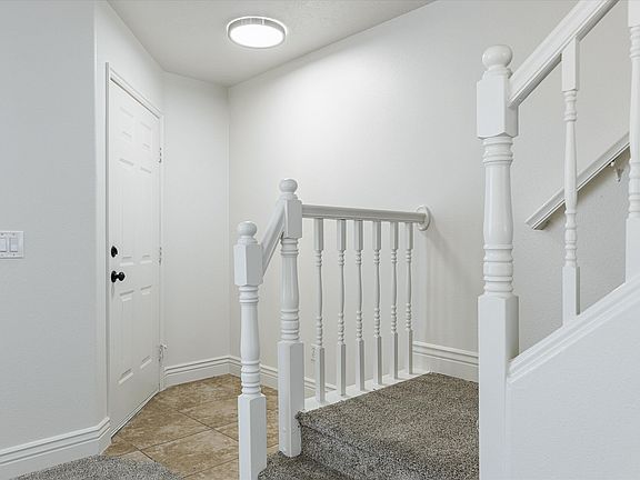 3rd image of 684 W Buena Vista Blvd #202