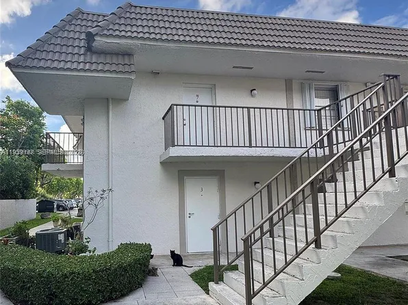 6911 SW 129th Ave APT 5, Miami, FL 33183