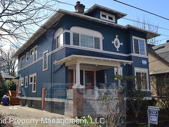 2nd image of 1522-1524 SE Belmont St