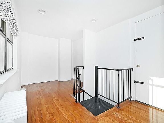 4th image of 123 W 92nd St APT 4A