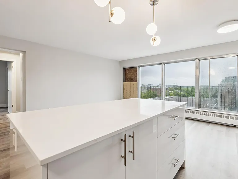 325 Besserer St — Photo 21