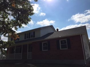 638 Howell School Rd, Bear, DE 19701