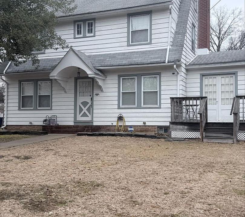 1st image of 283 W Commerce Ext