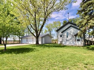 9622 W Grove School Rd, Beloit, WI 53511