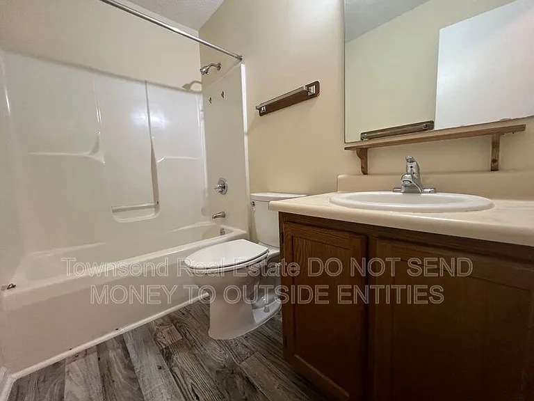 5038 Linton Hall Rd — Photo 7