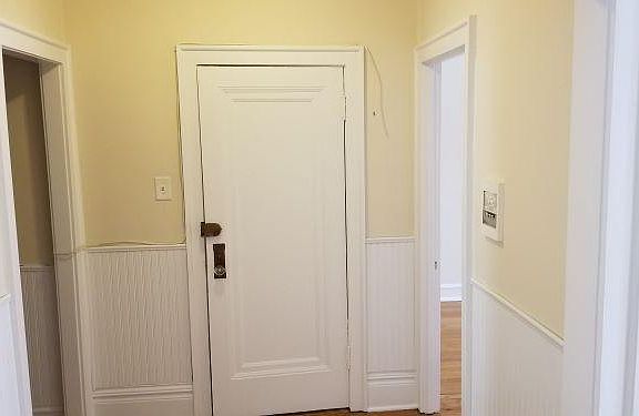 2nd image of 222 N Oak Park Ave APT 2R