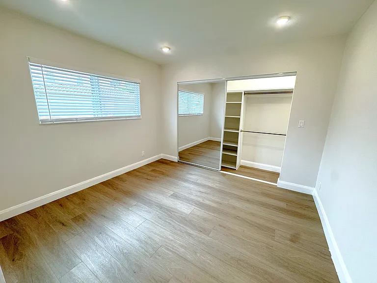 4110 Inglewood Blvd #4 — Photo 12
