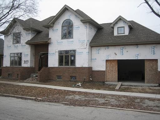 1st image of 5053 N Forster Ave