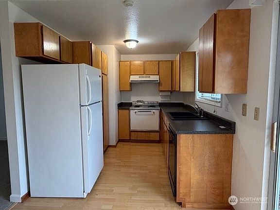 4th image of 507 Morse Street