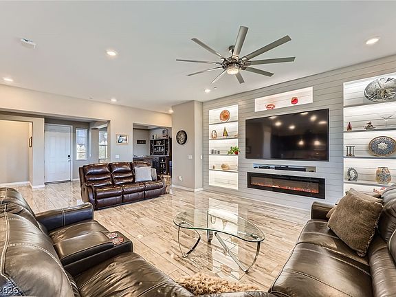 4th image of 800 Rosewater Dr
