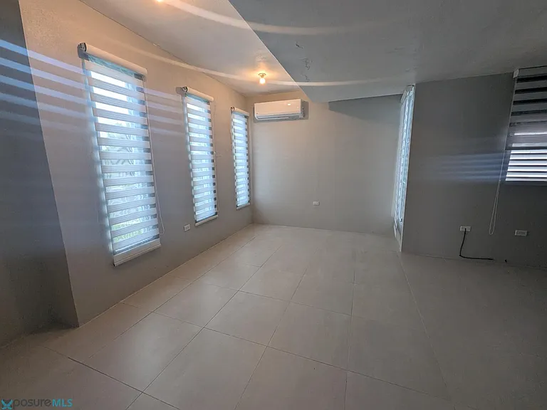 F7 Calle Gardenia — Photo 7