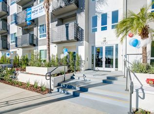 11721 Runnymede St #X1KHE4G5E, North Hollywood, CA 91605