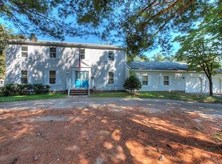 216 Ridge Rd, Colonial Heights, VA 23834