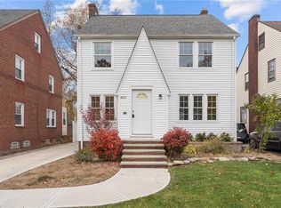 3613 Cummings Rd, Cleveland Heights, OH 44118