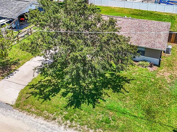 2nd image of 14800 11th St