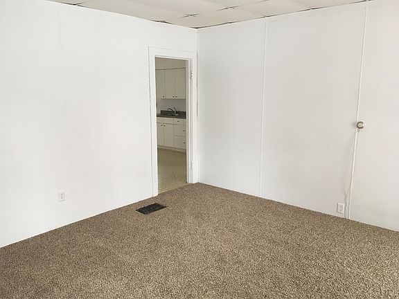 3rd image of 174 Lincoln St