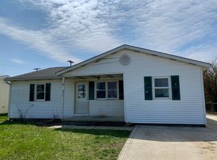 877 Kirkwood Dr, West Jefferson, OH 43162