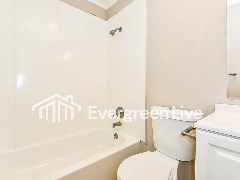 803 Catherine Ln — Photo 13