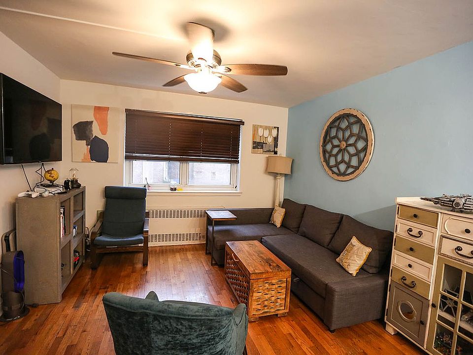 1st image of 11133 66th Ave APT 1C