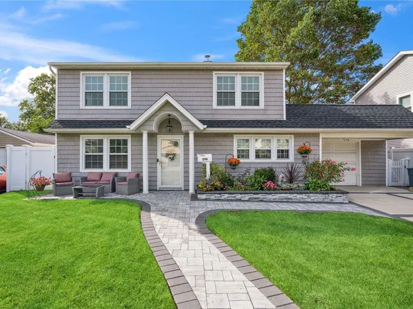 296 Orchid Road, Levittown, NY 11756