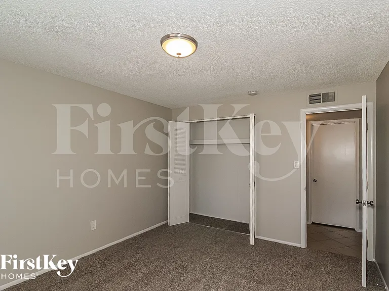 13633 N 20th Ln — Photo 10