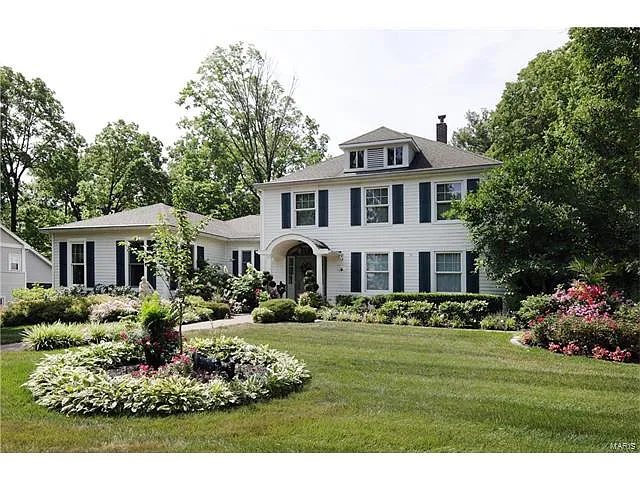 318 E Swon Ave photo 1
